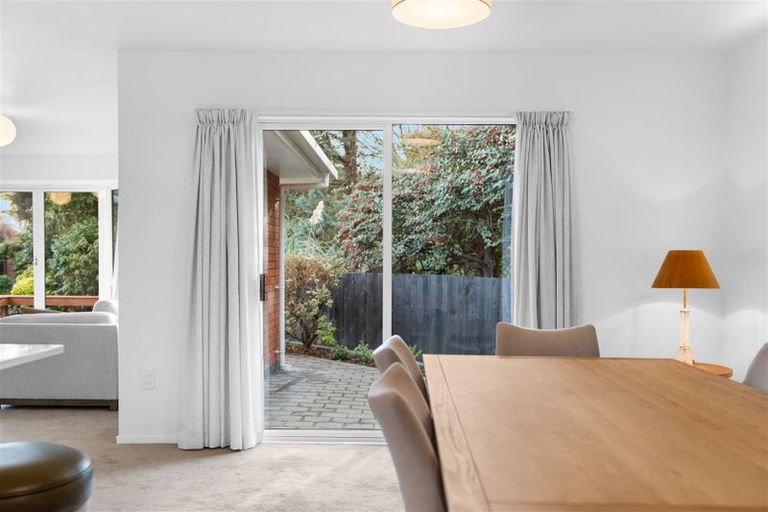 Photo of property in 216 Grahams Road, Burnside, Christchurch, 8053