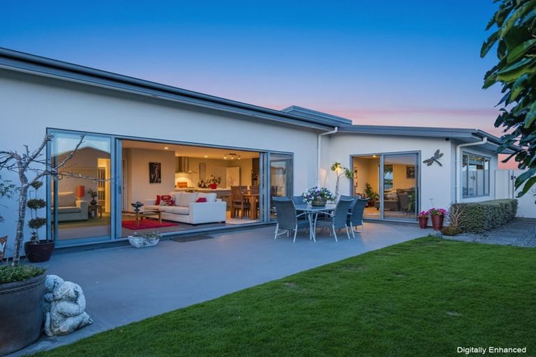 Photo of property in 27 Sovereign Boulevard, Kaiapoi, 7630