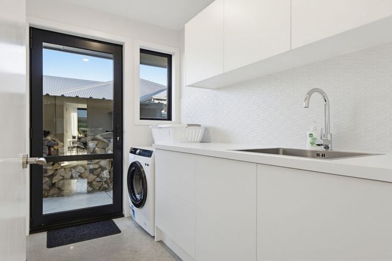 Photo of property in 11 Crete Road, Rangiora, 7400