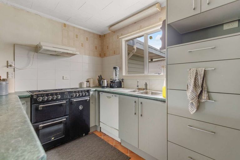 Photo of property in 56 No 3 Road, Te Puke, 3183