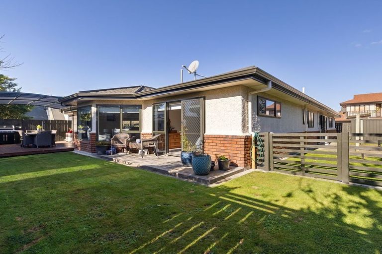 Photo of property in 18 Dougherty Place, Hokowhitu, Palmerston North, 4410