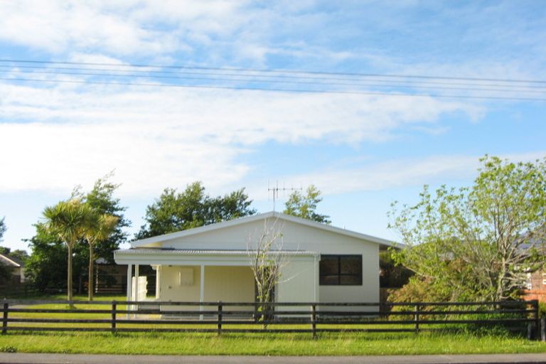 Photo of property in 47a-4 Brougham Street, Westport, 7825