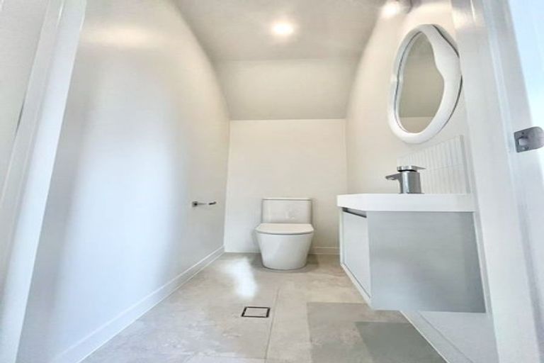 Photo of property in 4/29 Brandon Road, Glen Eden, Auckland, 0602