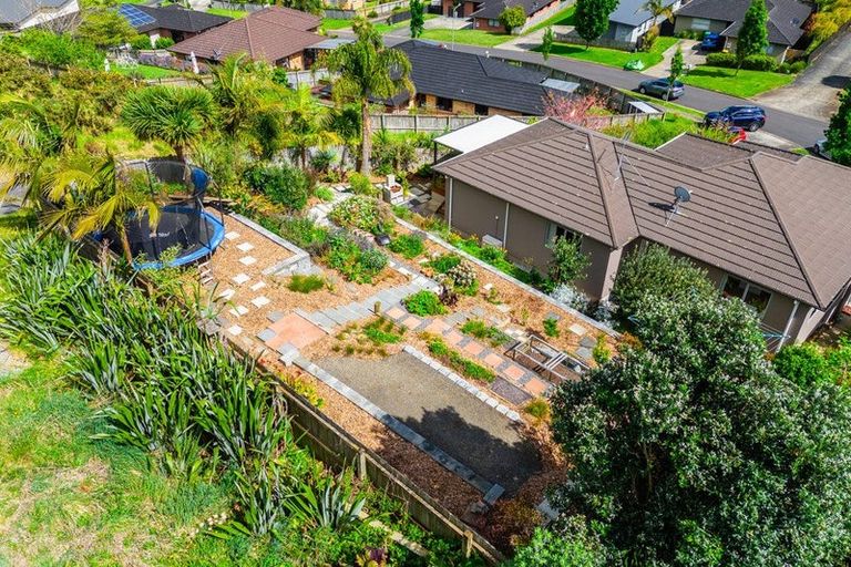 Photo of property in 36 Cape Vista Crescent, Pukekohe, 2120