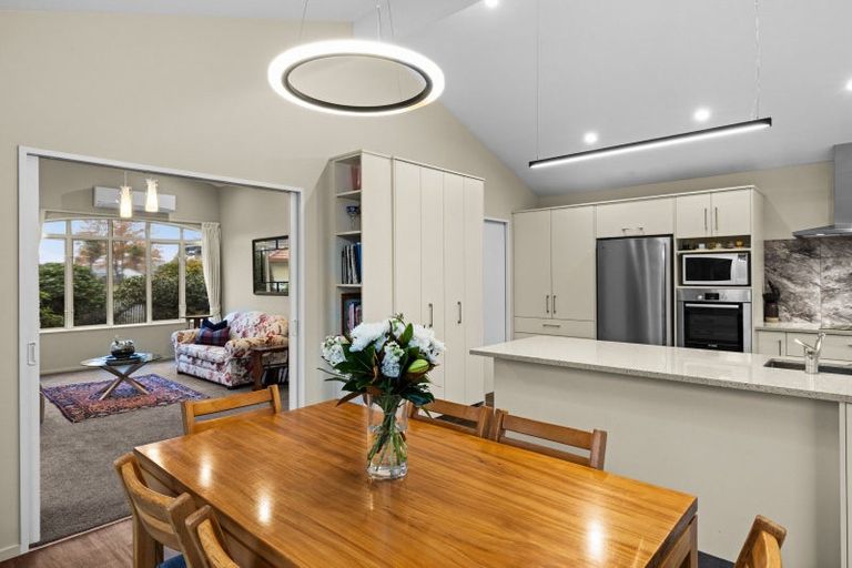 Photo of property in 30 Pukekura Place, Taradale, Napier, 4112