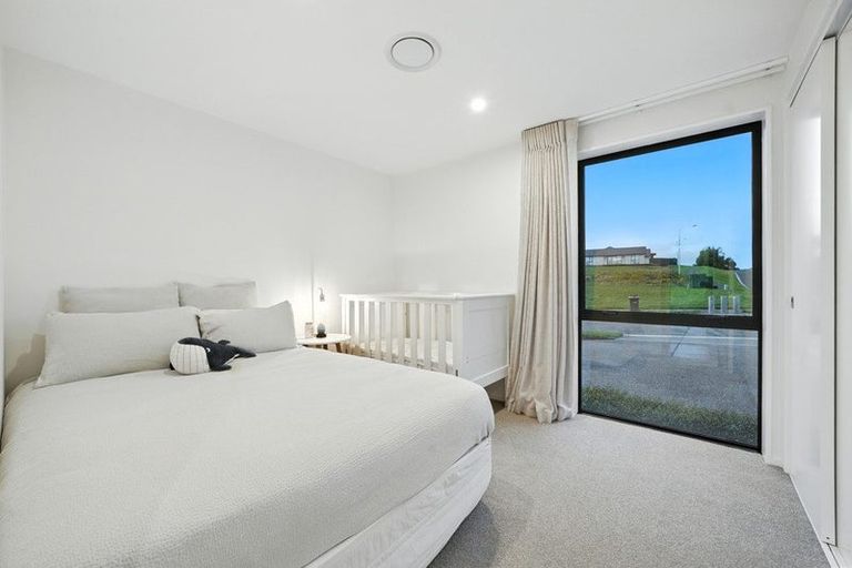 Photo of property in 1 Eaglesfield Close, Westmorland, Christchurch, 8025