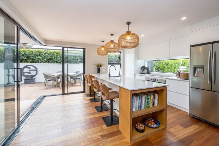 Photo of property in 30 Mcmaster Street, Greytown, 5712