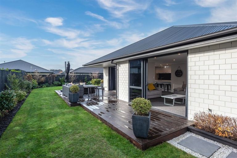 Photo of property in 40 Luxembourg Crescent, Halswell, Christchurch, 8025