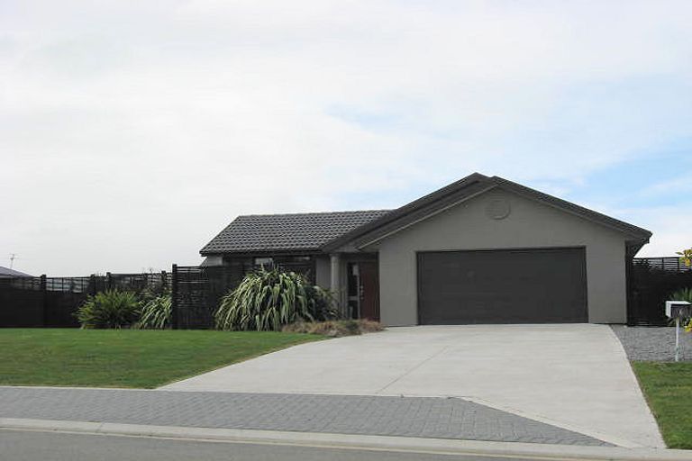 Photo of property in 6 Birchlea Court, Prebbleton, 7604