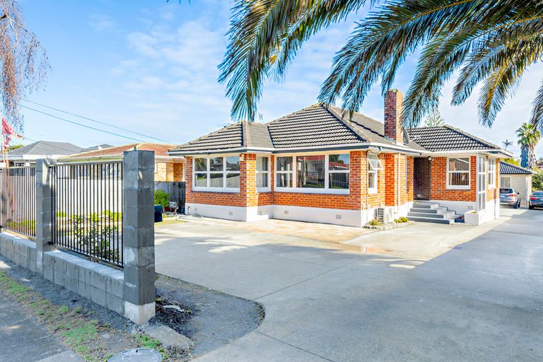 Photo of property in 26 Graeme Avenue, Mangere East, Auckland, 2024