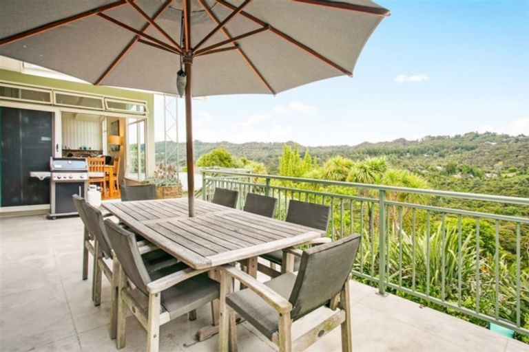 Photo of property in 13 Grendon Road, Titirangi, Auckland, 0604