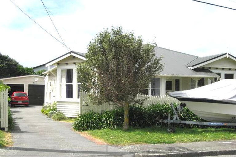 Photo of property in 51 Burnham Street, Seatoun, Wellington, 6022