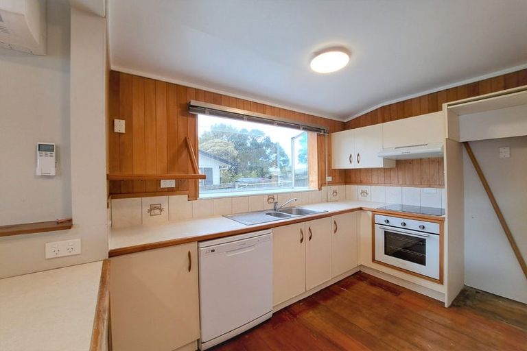 Photo of property in 809 Te Atatu Road, Te Atatu Peninsula, Auckland, 0610