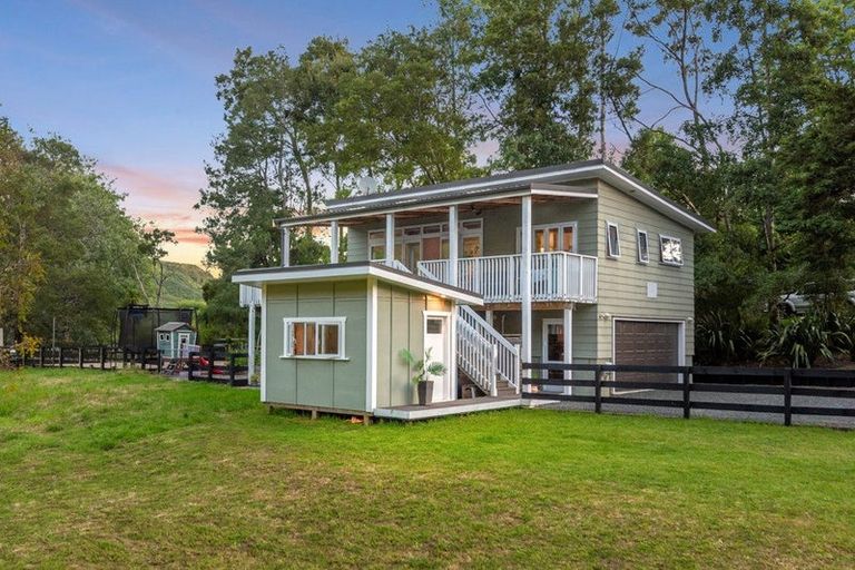 Photo of property in 462 Ahuroa Road, Puhoi, Warkworth, 0994