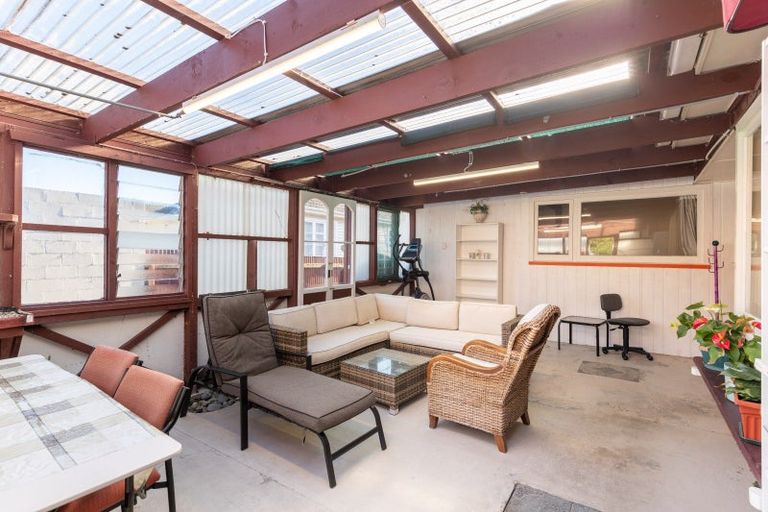 Photo of property in 15 Hay Street, Wainuiomata, Lower Hutt, 5014