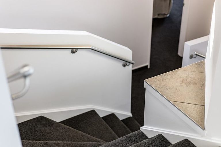 Photo of property in 38 Tongariro Drive, Aotea, Porirua, 5024