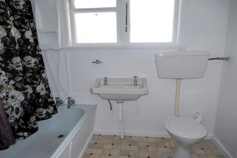 Photo of property in 1-3b Robertson Street, Oamaru North, Oamaru, 9400