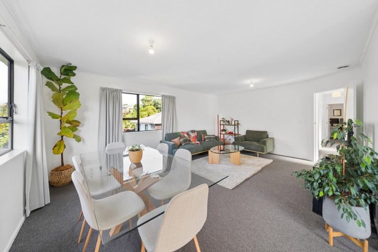 Photo of property in 19 Staithes Drive North, Whitby, Porirua, 5024