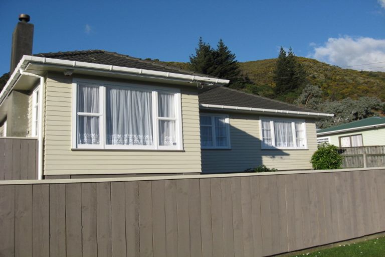 Photo of property in 21 Mckillop Street, Wainuiomata, Lower Hutt, 5014
