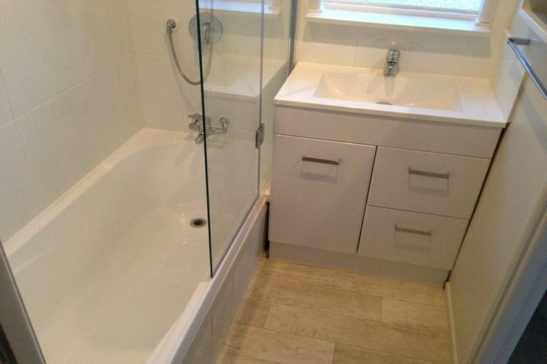 Photo of property in 16 Fairlight Place, Manurewa, Auckland, 2102