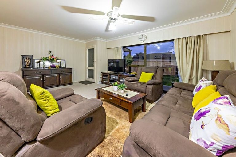 Photo of property in 2/24 Prictor Street, Papakura, 2110