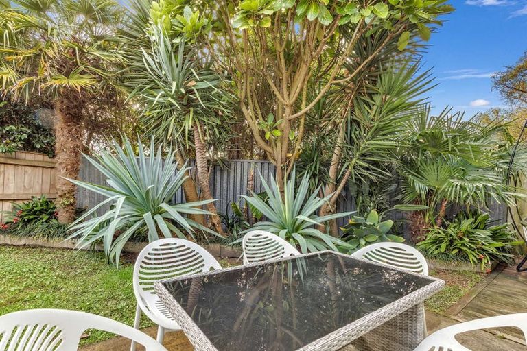 Photo of property in 25a Glasgow Street, Takaro, Palmerston North, 4412