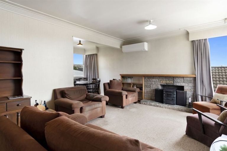 Photo of property in 208 Ngatai Road, Otumoetai, Tauranga, 3110