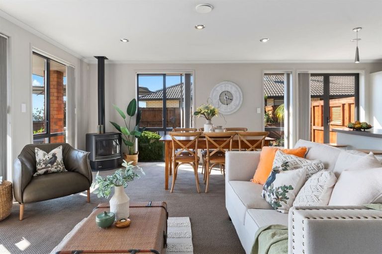 Photo of property in 12 Kakapo Place, Pyes Pa, Tauranga, 3112