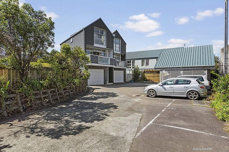 Photo of property in 53f3 Cleveland Street, Brooklyn, Wellington, 6021