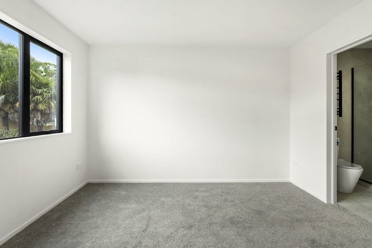 Photo of property in 23b Mercury Lane, Windsor Park, Auckland, 0632