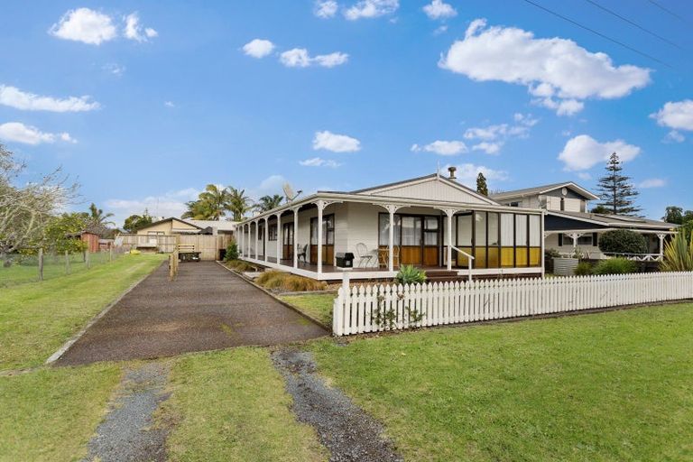 Photo of property in 12 Dundas Street, Whitianga, 3510