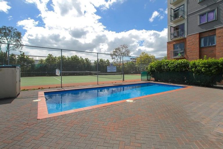 Photo of property in 3e/10 Crown Lynn Place, New Lynn, Auckland, 0600