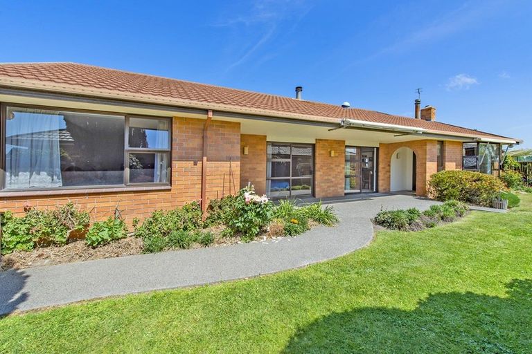 Photo of property in 22 Spring Place, Leeston, 7632