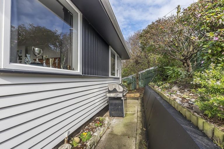 Photo of property in 9 Roiri Way, Titahi Bay, Porirua, 5022
