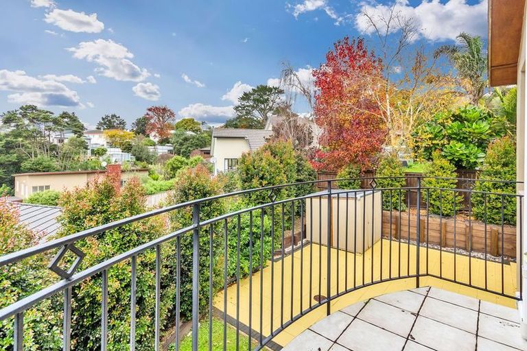 Photo of property in 6 Amber Glen, Albany, Auckland, 0632