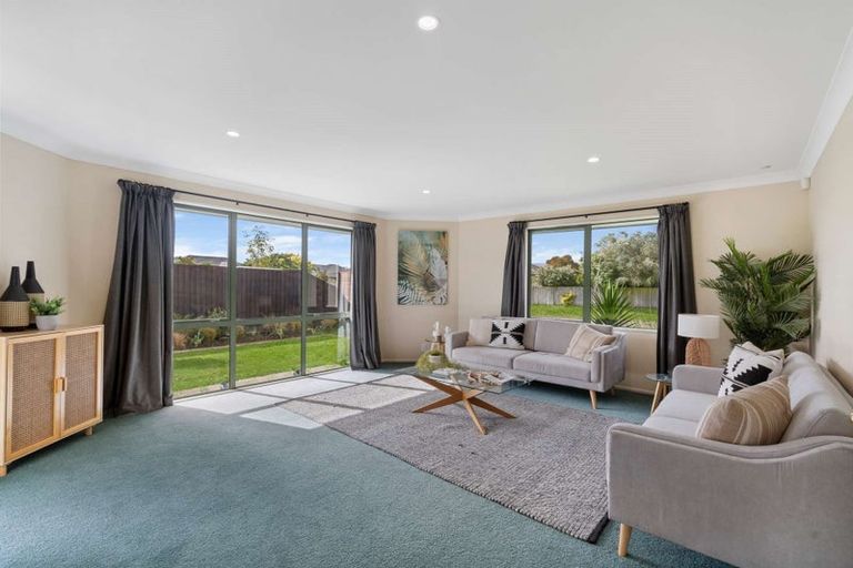 Photo of property in 12 Rembrandt Drive, Rolleston, 7614