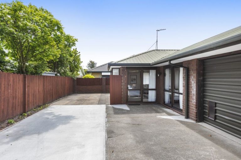 Photo of property in 5 Chokebore Place, Sockburn, Christchurch, 8042