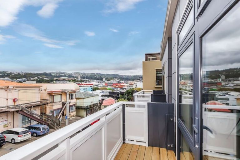 Photo of property in Pirie Street Townhouses, 12/35u Pirie Street, Mount Victoria, Wellington, 6011