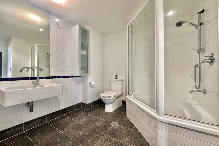 Photo of property in 2e/123 Molesworth Street, Thorndon, Wellington, 6011