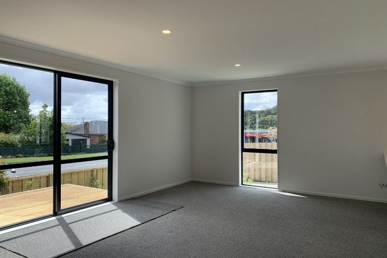 Photo of property in 10b Rosier Road, Glen Eden, Auckland, 0602