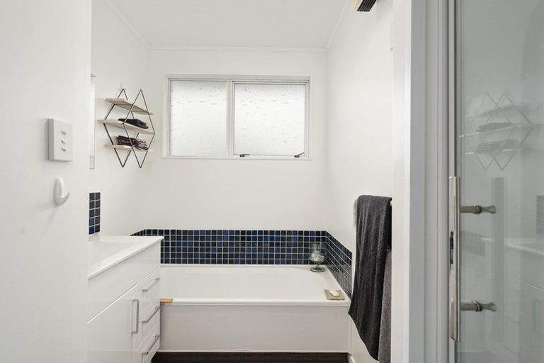 Photo of property in 10 Cassandra Street, Stratford, 4332