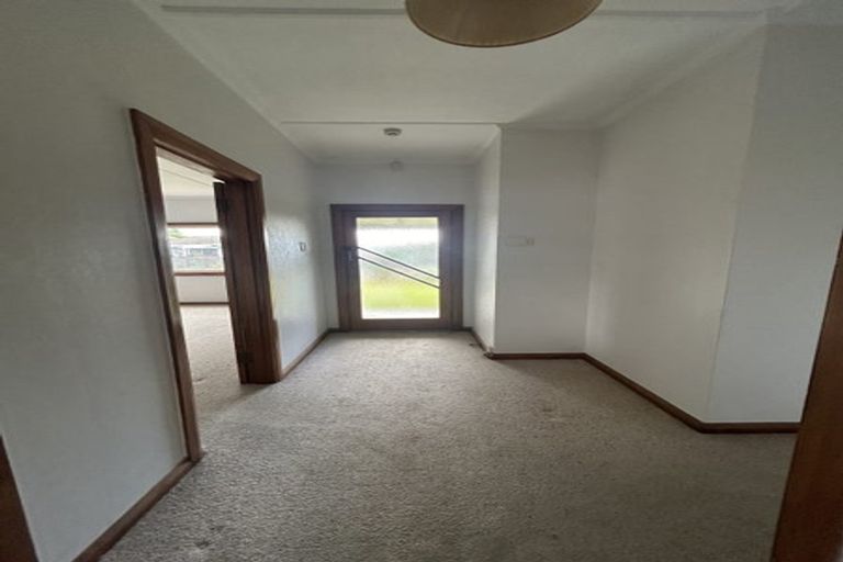 Photo of property in 30 Anzac Avenue, Onekawa, Napier, 4110