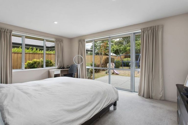 Photo of property in 22 Brookwater Avenue, Northwood, Christchurch, 8051