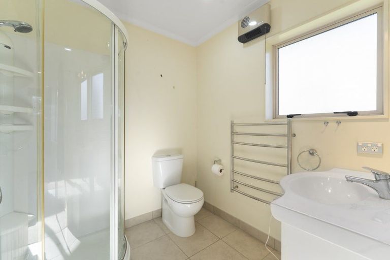 Photo of property in 42 Sue Avenue, Otaki, 5512