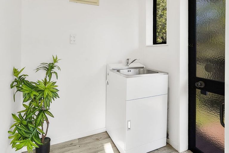 Photo of property in 7b Frances Street, Hamilton East, Hamilton, 3216