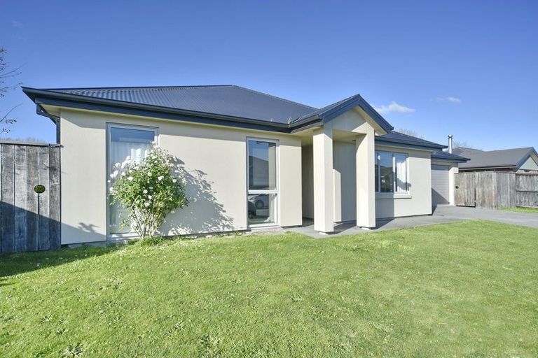 Photo of property in 10 Peak Crescent, Kaiapoi, 7630