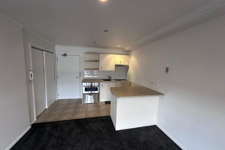 Photo of property in The Rennaissance, 7c/18 Ronwood Avenue, Manukau, Auckland, 2104