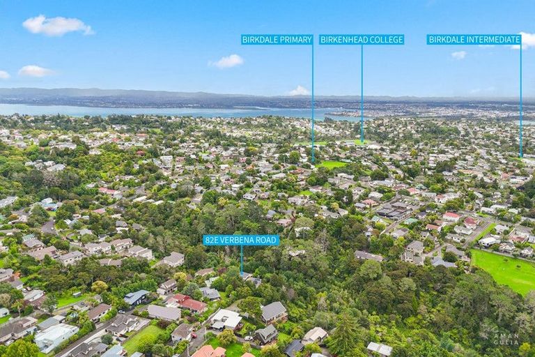 Photo of property in 82e Verbena Road, Birkdale, Auckland, 0626