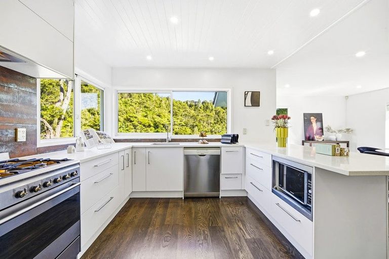 Photo of property in 14 Landing Drive, Albany, Auckland, 0632