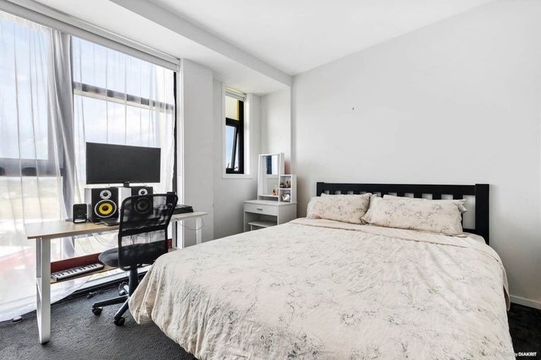 Photo of property in 1402/20 Mccrae Way, New Lynn, Auckland, 0600